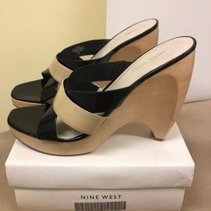 New Nine West patent leather wedge heel